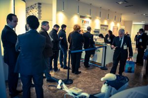 Giovedì 27 marzo - in coda per le registrazioni
