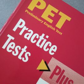 Certificazione linguistica inglese: tutto quello che devi sapere sul PET Certificazione linguistica inglese: tutto quello che devi sapere sul PET