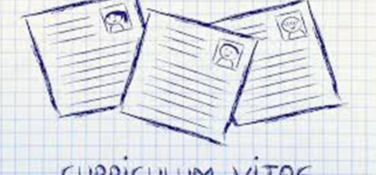 AAA insegnante madrelingua cercasi AAA insegnante madrelingua cercasi