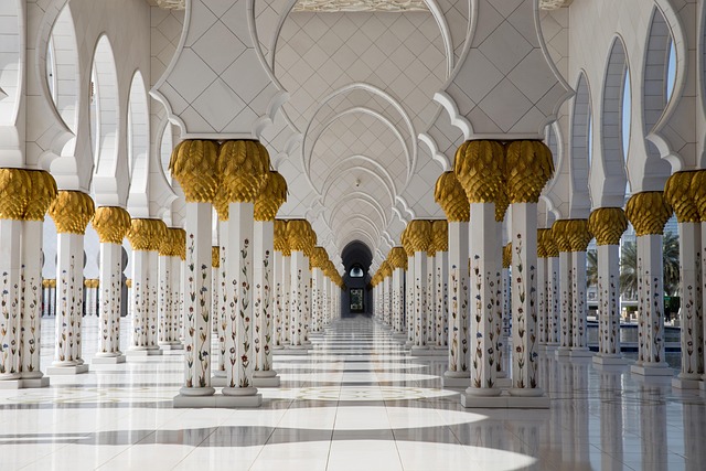 Traduzione in arabo: scegliere arabo standard o variante locale?